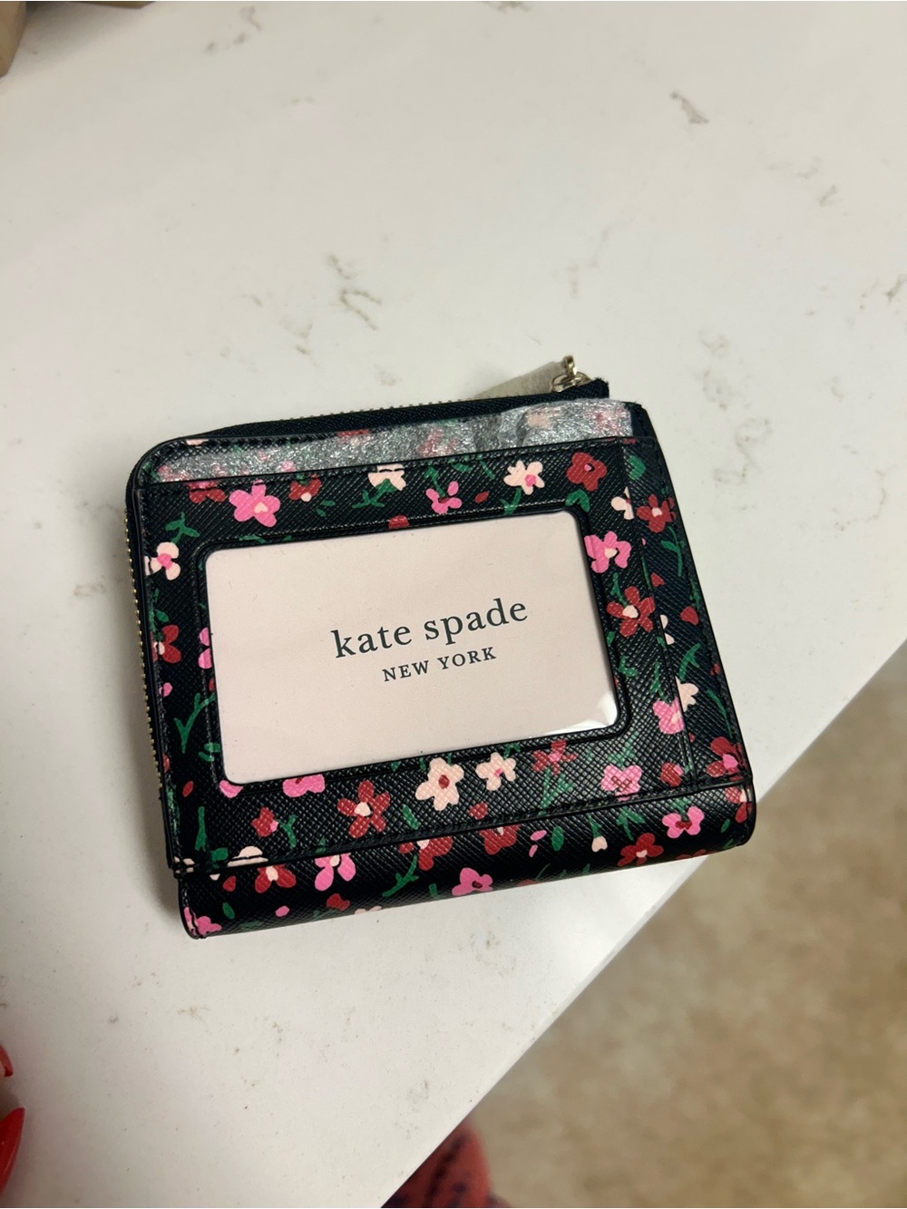 kate spade black floral zip-around small wallet with pink accents NWT💕💕👛 - Picture 3 of 4